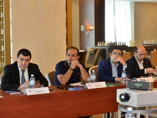 UEFA-nın Bakıda seminarı və Olimpiya Stadionunda futbol - FOTOLAR