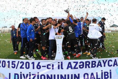 "Neftçala"nın çempionluq selfisi - FOTOLAR