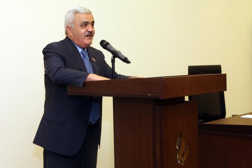 Rövnəq Abdullayev cüdoçuları mükafatlandırdı - FOTOLAR