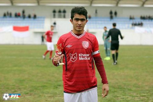 İcra başçısından futbolçuya hədiyyə - FOTOLAR