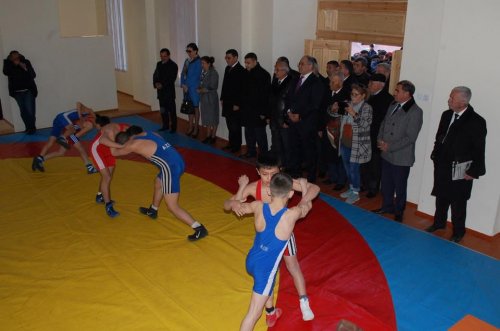 Qazaxda yeni təmirdən çıxmış güləş zalı açıldı - FOTOLAR