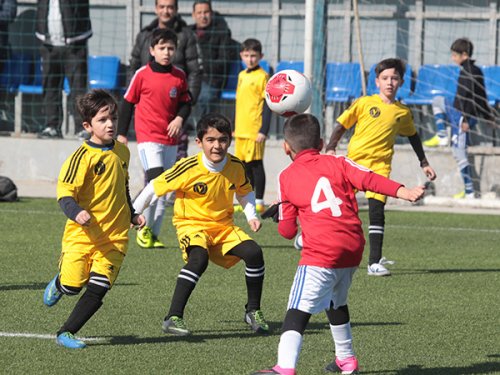 Uşaq futbolunda məşqçi problemi, lisenziyalaşdırma tələbləri, bəhrə verən "Qarabağ" -  LAYİHƏ