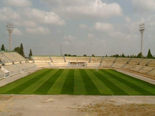 Gəncə şəhər stadionu yaşıllaşır - FOTOLAR