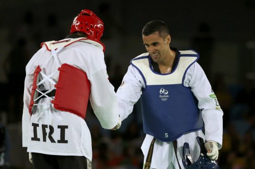 Taekvondoçu qış olimpiadasına lisenziya qazandı - FOTOLAR