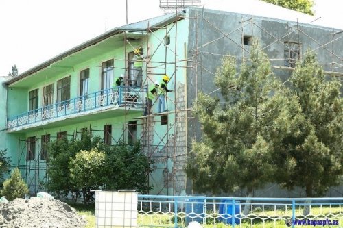 Gəncə şəhər stadionunda təmir işləri sürətləndi - FOTOLAR