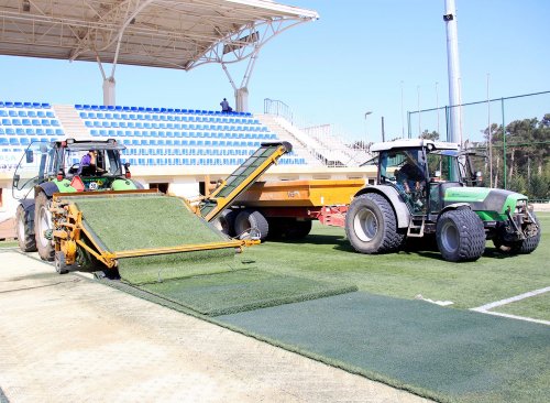 "Sumqayıt"ın stadionunun ot örtüyü söküldü