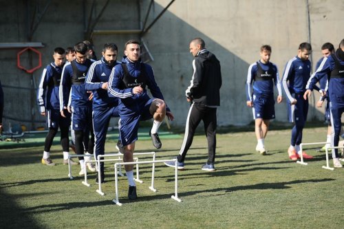 "Qarabağ" "Sumqayıt" üçün başladı - FOTOLAR