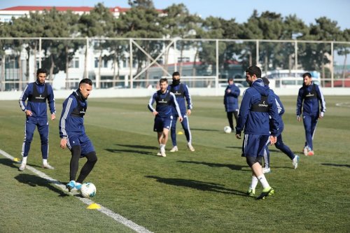 "Qarabağ" "Sumqayıt" üçün başladı - FOTOLAR