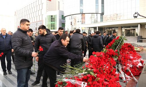 Milli üzvləri və klublarımız Xocalı qurbanlarını yad etdi - FOTOLAR
