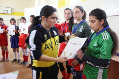 Qubada qızlar arasında futzal yarışı - FOTOLAR