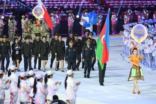 Azərbaycan idmançısı: "Uhanda iyrənc yeməklər də var idi"