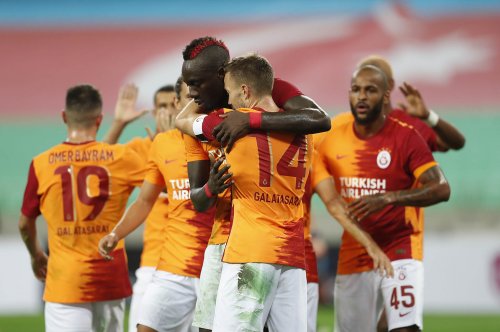 "Qalatasaray"ın "Neftçi" zəfəri - FOTOLAR