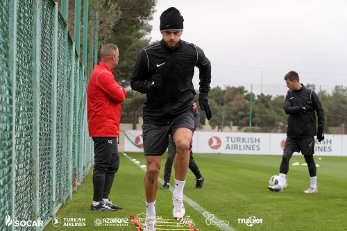 "Neftçi" Samir Abasovla ilk məşqinə çıxdı - FOTOLAR