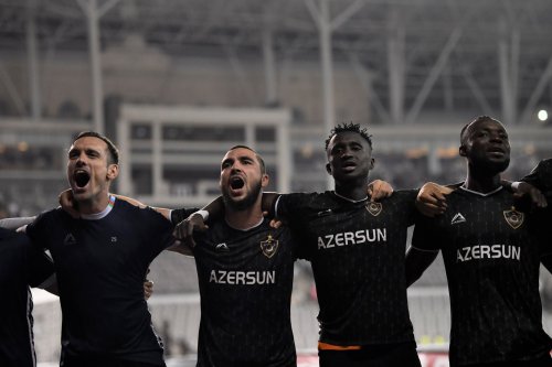 "Qarabağ"ın azarkeş paylaşımı - FOTOLAR