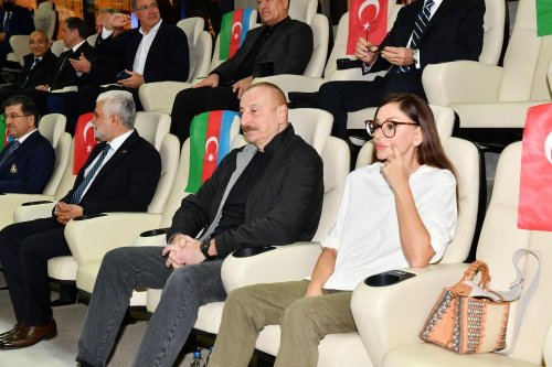 Prezident və xanımı "Qarabağ" - "Qalatasaray" oyununda - FOTOLAR