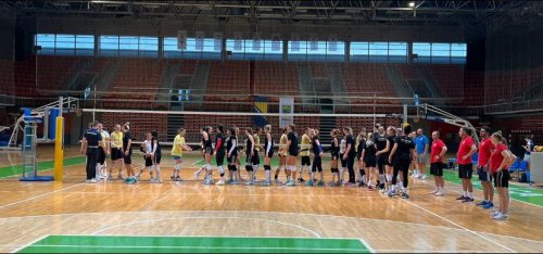 Qadın voleybolçulardan ibarət millimiz bu gün üç yoldaşlıq oyunu keçirdi