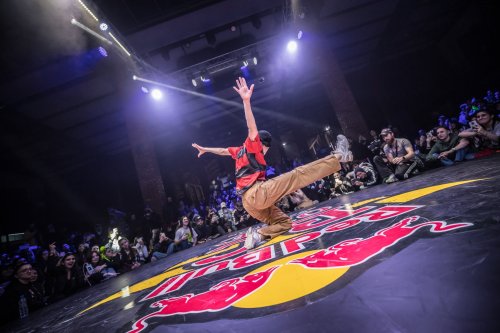 "Red Bull" Bakıda breykdans yarışı keçirdi - FOTOLAR