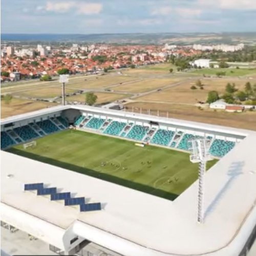 Dördüncü liqada oynayan klubun 30 milyonluq stadionu - FOTOLAR