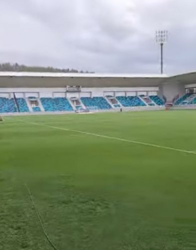 Dördüncü liqada oynayan klubun 30 milyonluq stadionu - FOTOLAR