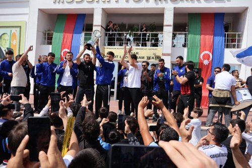 Qusarda çempionluq coşqusu - FOTOLAR