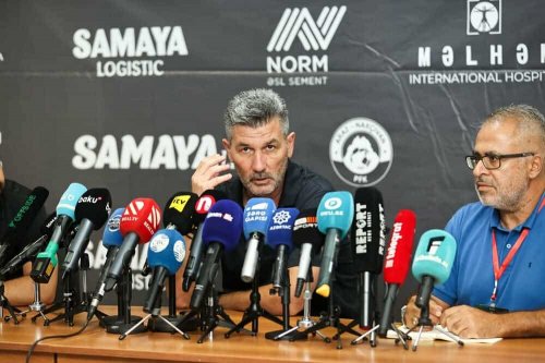 Bakıda yunanları təəccübləndirən olay - FOTO