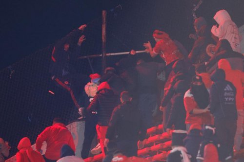 Oyun zamanı qan töküldü: 10 yaralı, 90 həbs - FOTOLAR