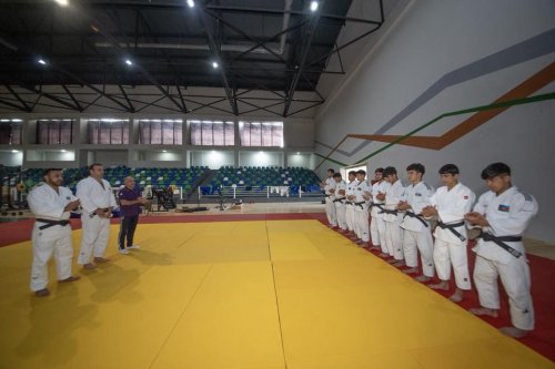 Dünya çempionatına yollanacaq cüdoçularla görüş oldu - FOTOLAR