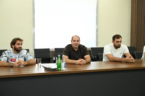 Olimpiya çempionları Qarabağ Universitetində - FOTOLAR