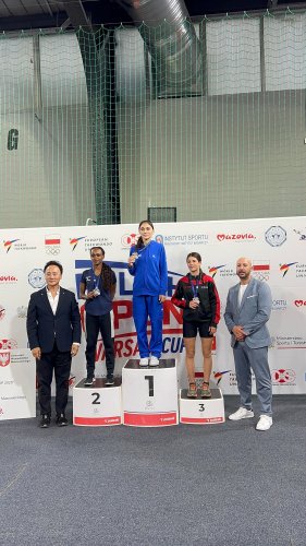 Millimiz Polşada 4 medal qazandı - FOTOLAR