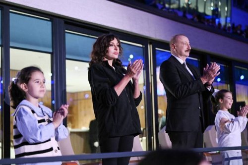 Gəncə Stadionunda MDB Oyunları üçün möhtəşəm açılış - YENİLƏNDİ - FOTOLAR Gəncə Stadionunda MDB Oyunları üçün möhtəşəm açılış - YENİLƏNDİ - FOTOLAR