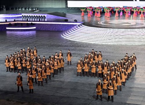 Gəncə Stadionunda MDB Oyunları üçün möhtəşəm açılış - YENİLƏNDİ - FOTOLAR Gəncə Stadionunda MDB Oyunları üçün möhtəşəm açılış - YENİLƏNDİ - FOTOLAR