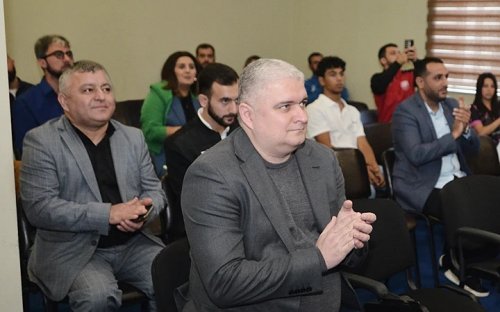 Yüksək Qızlar Liqasında da 12 komanda oldu - FOTOLAR