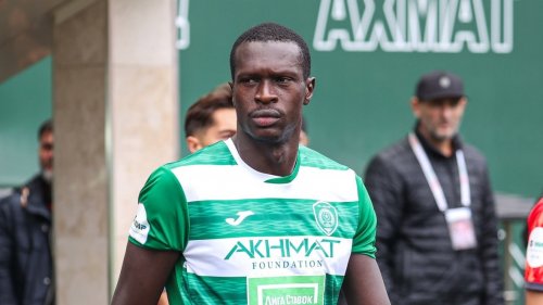 Erməni futbolçuya qarşı irqçilik ittihamı