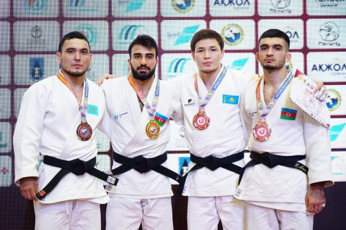 Cüdoçularımız Qazaxıstanda 6 medal qazandı - FOTOLAR
