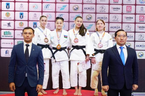 Cüdoçularımız Qazaxıstanda 6 medal qazandı - FOTOLAR