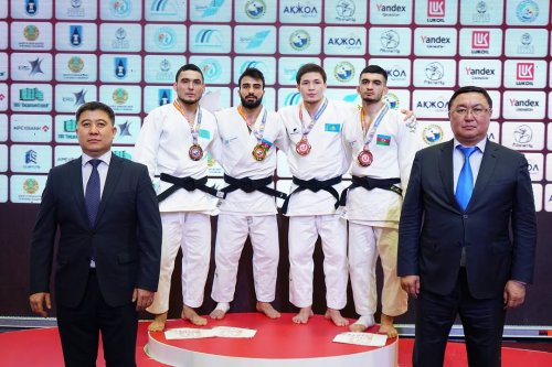 Cüdoçularımız Qazaxıstanda 6 medal qazandı - FOTOLAR