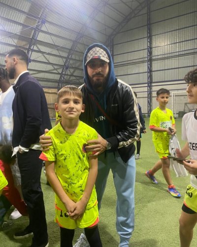 Emmanuel Addai azərbaycanca danışdı - VİDEO - FOTOLAR Emmanuel Addai azərbaycanca danışdı - VİDEO - FOTOLAR