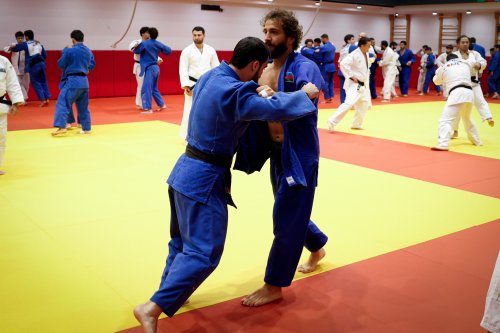 Olimpiya çempionlarımız və paracüdoçular eyni tatamidə - FOTOLAR Olimpiya çempionlarımız və paracüdoçular eyni tatamidə - FOTOLAR