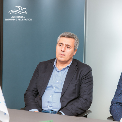 Yeni milli komandanın baş məşqçisi təqdim olundu - FOTOLAR Yeni milli komandanın baş məşqçisi təqdim olundu - FOTOLAR