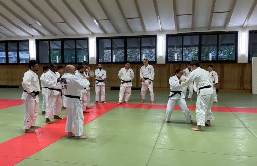 Azərbaycanlı məşqçi Yaponiyada mükafatlandırıldı - FOTO Azərbaycanlı məşqçi Yaponiyada mükafatlandırıldı - FOTO