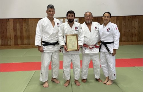 Azərbaycanlı məşqçi Yaponiyada mükafatlandırıldı - FOTO Azərbaycanlı məşqçi Yaponiyada mükafatlandırıldı - FOTO