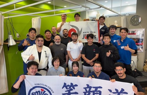 Azərbaycanlı məşqçi Yaponiyada mükafatlandırıldı - FOTO Azərbaycanlı məşqçi Yaponiyada mükafatlandırıldı - FOTO