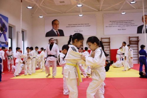 Rəşad Nəbiyev İmişlifə yeni cüdo zalında - FOTO Rəşad Nəbiyev İmişlifə yeni cüdo zalında - FOTO