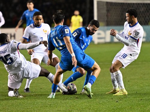 Frasa millisinin futbolçusu: “Belə oyunlar çətin olur” Frasa millisinin futbolçusu: “Belə oyunlar çətin olur”