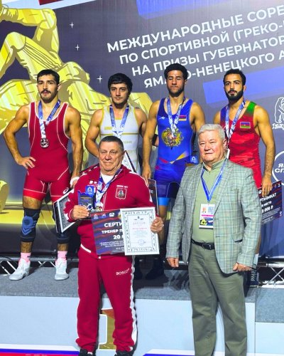 Güləşçilərimiz Rusiyada medallar və pul qazandı - FOTOLAR