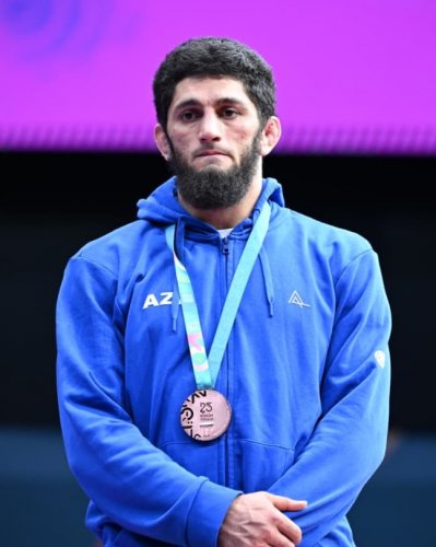 Güləşçilərimiz İslamiada 11 medal qazandı - FOTOLAR Güləşçilərimiz İslamiada 11 medal qazandı - FOTOLAR