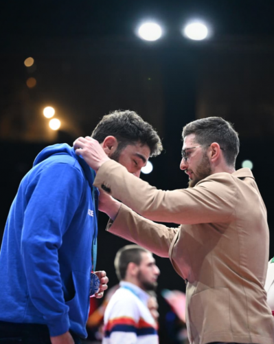 Güləşçilərimiz İslamiada 11 medal qazandı - FOTOLAR Güləşçilərimiz İslamiada 11 medal qazandı - FOTOLAR