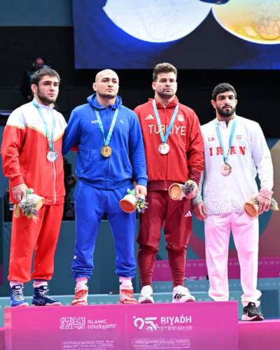 Güləşçilərimiz İslamiada 11 medal qazandı - FOTOLAR Güləşçilərimiz İslamiada 11 medal qazandı - FOTOLAR