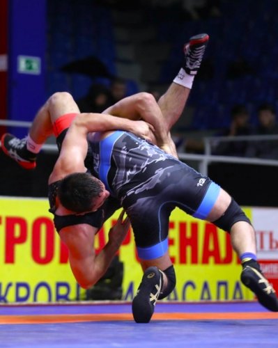 Güləşçilərimiz Rusiyada medallar qazandı - FOTOLAR