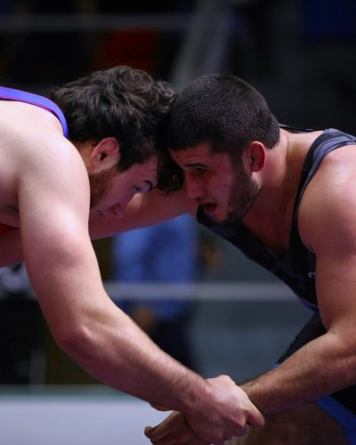 Güləşçilərimiz Rusiyada medallar qazandı - FOTOLAR